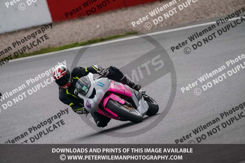 donington no limits trackday;donington park photographs;donington trackday photographs;no limits trackdays;peter wileman photography;trackday digital images;trackday photos